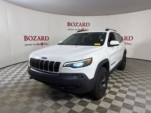Used 2020 Jeep Cherokee Latitude AWD/4WD image 4