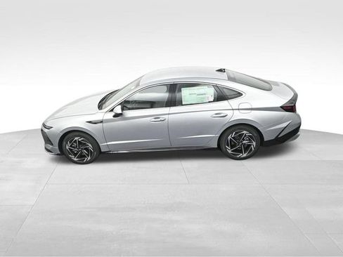 New 2026 Hyundai Sonata SEL FWD image 24