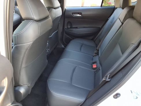 Certified 2026 Toyota Corolla Cross XLE w/ Convenience Package FWD image 10