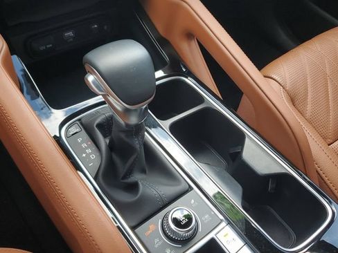 Certified 2025 Kia Telluride AWD image 26