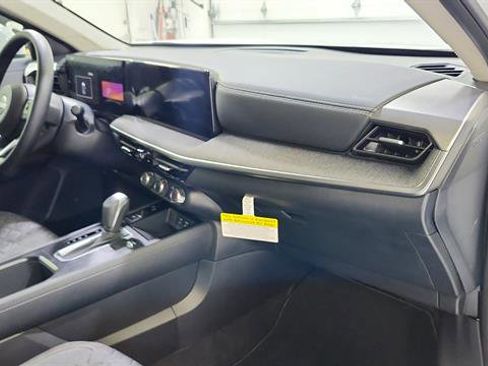 Certified 2025 Nissan Kicks SV w/ Illumination Package FWD image 23