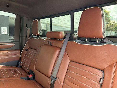 Used 2025 GMC Sierra 2500 Denali Ultimate w/ Max Trailering Package AWD/4WD image 28