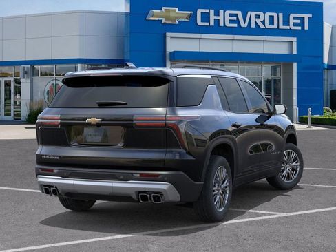 New 2026 Chevrolet Traverse LT image 4