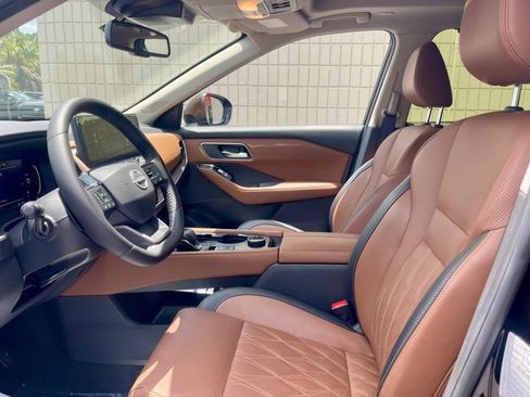 Used 2026 Nissan Rogue Platinum w/ Platinum Premium Package AWD/4WD image 10