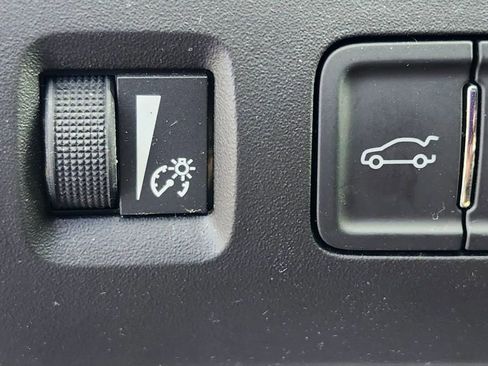 Used 2014 Chevrolet Impala LT w/ Premium Seating Package image 19