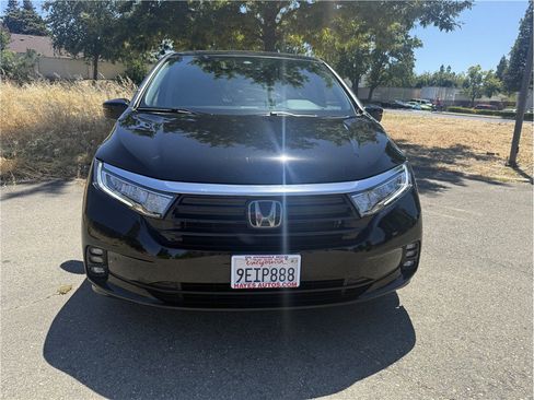 Used 2023 Honda Odyssey EX-L image 2