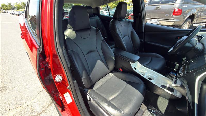 Used 2017 Toyota Prius Three Touring w/ Protection Package FWD image 15