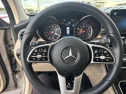 Certified 2022 Mercedes-Benz GLC 300 image 28