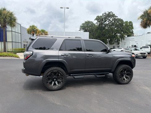 Used 2023 Toyota 4Runner SR5 Premium w/ Moonroof Package AWD/4WD image 22