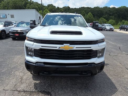 New 2026 Chevrolet Silverado 2500 Custom w/ Custom Convenience Package AWD/4WD image 3