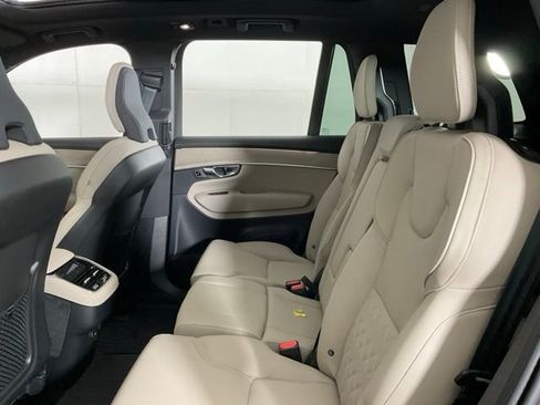 New 2026 Volvo XC90 B6 Plus w/ Protection Package Premier image 35