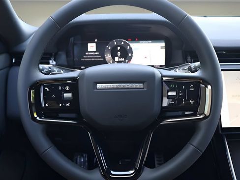 New 2026 Land Rover Range Rover Evoque Dynamic SE AWD/4WD image 19
