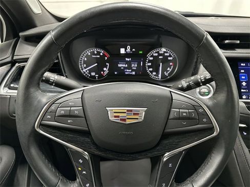 Certified 2023 Cadillac XT5 Premium Luxury image 10