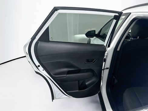 Used 2024 Hyundai Kona SEL FWD image 27