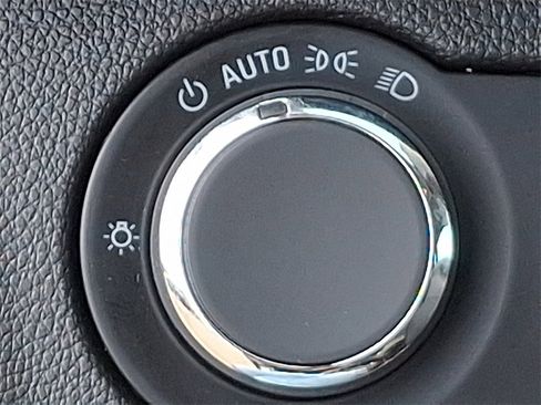 Used 2018 Chevrolet Spark LS image 24