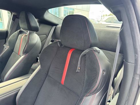 Used 2022 Subaru BRZ Limited RWD image 16