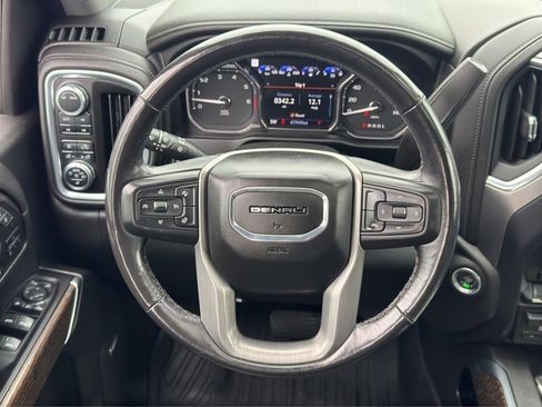 Used 2022 GMC Sierra 2500 Denali w/ Denali Ultimate Package image 15