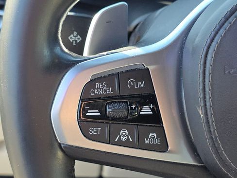 Used 2021 BMW X5 M50i image 34