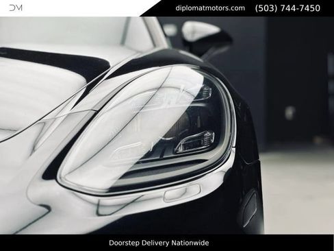 Used 2018 Porsche Panamera 4S AWD/4WD image 12