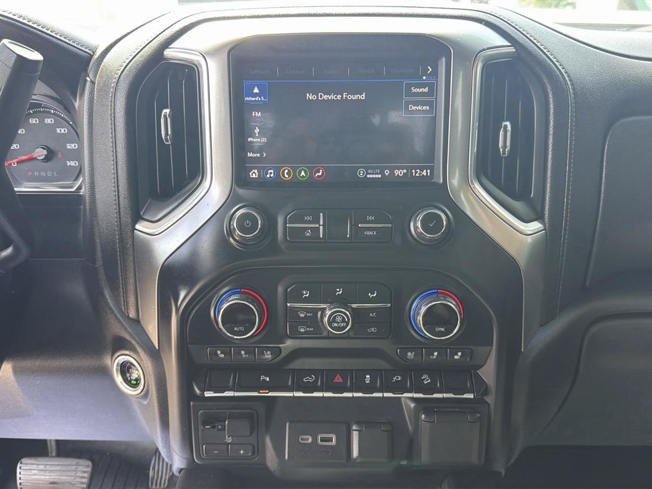 Used 2021 Chevrolet Silverado 2500 LTZ AWD/4WD image 11
