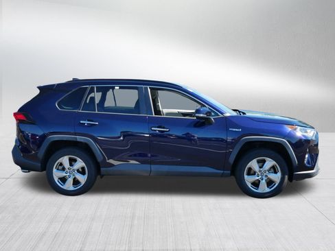 Certified 2019 Toyota RAV4 Limited w/ Carpet Mat Package AWD/4WD image 6