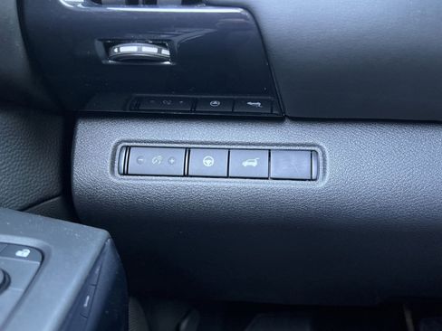 New 2026 Nissan Pathfinder SV AWD/4WD image 11