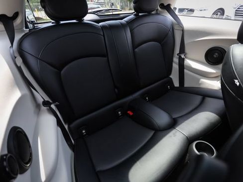 Used 2016 MINI Cooper 2-Door Hardtop FWD image 37