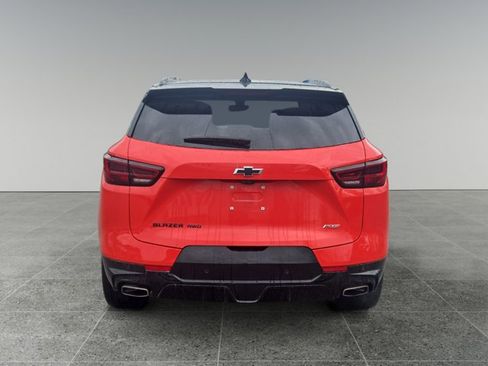 Certified 2025 Chevrolet Blazer RS w/ Driver Confidence II Package image 4