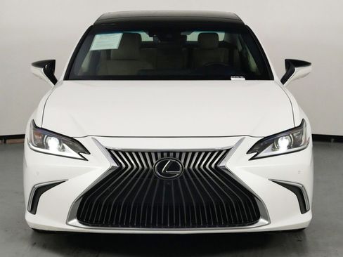 Used 2019 Lexus ES 350 w/ Luxury Package image 47