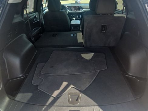 Used 2022 Chevrolet Blazer LT image 9