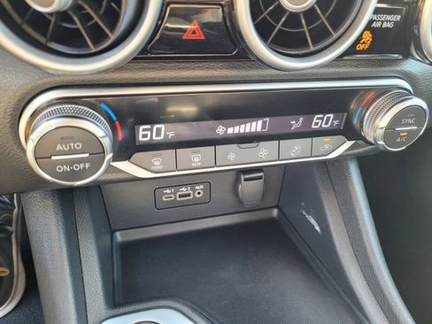 Used 2021 Nissan Sentra SV FWD image 19