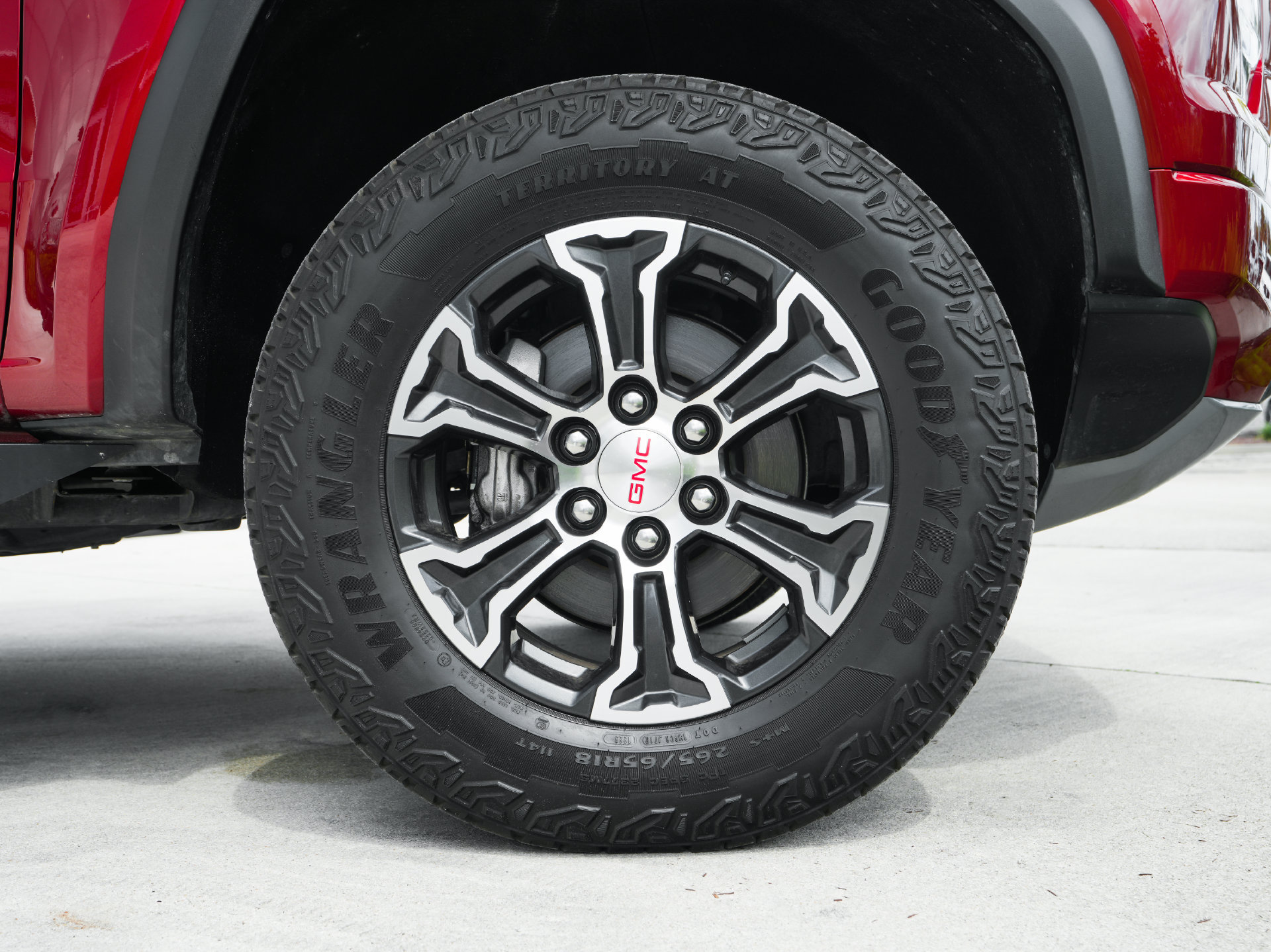 Used 2023 GMC Canyon AT4 w/ Technology Package AWD/4WD image 38