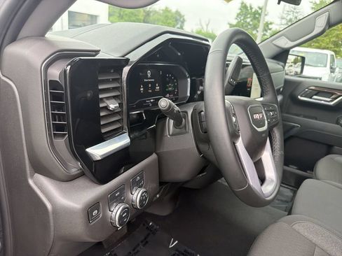 Used 2024 GMC Sierra 1500 Elevation AWD/4WD image 24
