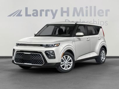 Used 2022 Kia Soul LX w/ Technology Package