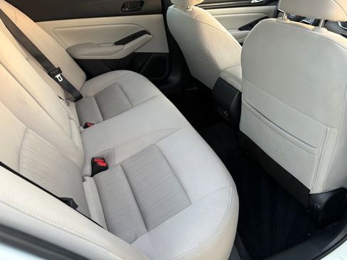 Certified 2024 Nissan Altima 2.5 SV image 33