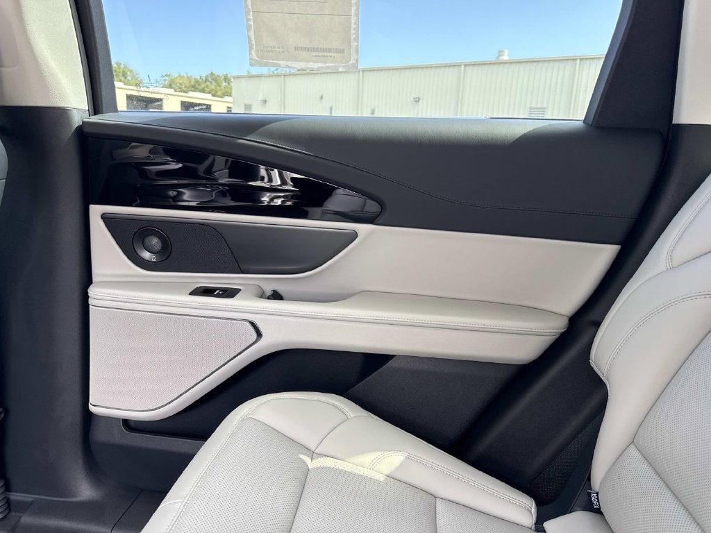 New 2026 Lincoln Nautilus Premier w/ Equipment Group 102A AWD/4WD image 15