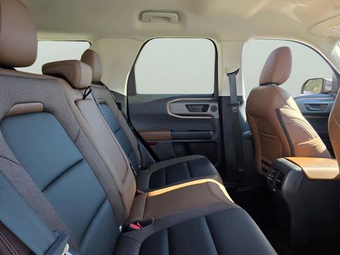 Used 2025 Ford Bronco Sport Outer Banks w/ Outer Banks Tech Package+ image 26