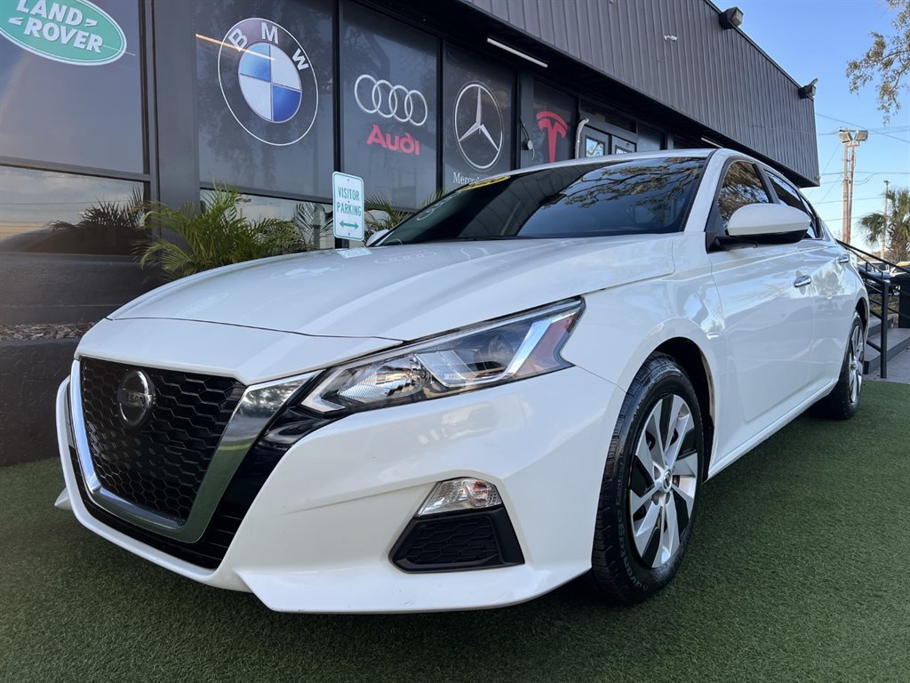 Used 2020 Nissan Altima 2.5 S FWD image 1