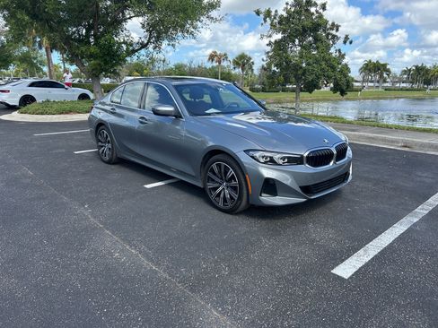 Certified 2025 BMW 330i xDrive Sedan image 1