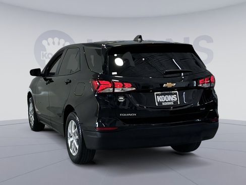 Used 2023 Chevrolet Equinox LS w/ LS Convenience Package image 14