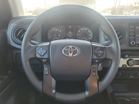 Used 2022 Toyota Tacoma SR image 20