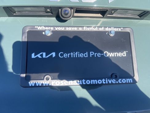 Certified 2023 Kia Niro EX image 32