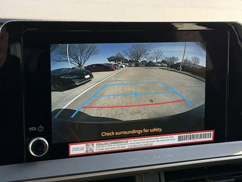 New 2026 Toyota Prius SE image 17