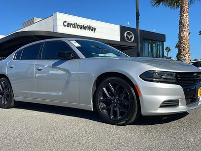 Used 2020 Dodge Charger SXT w/ Blacktop Package