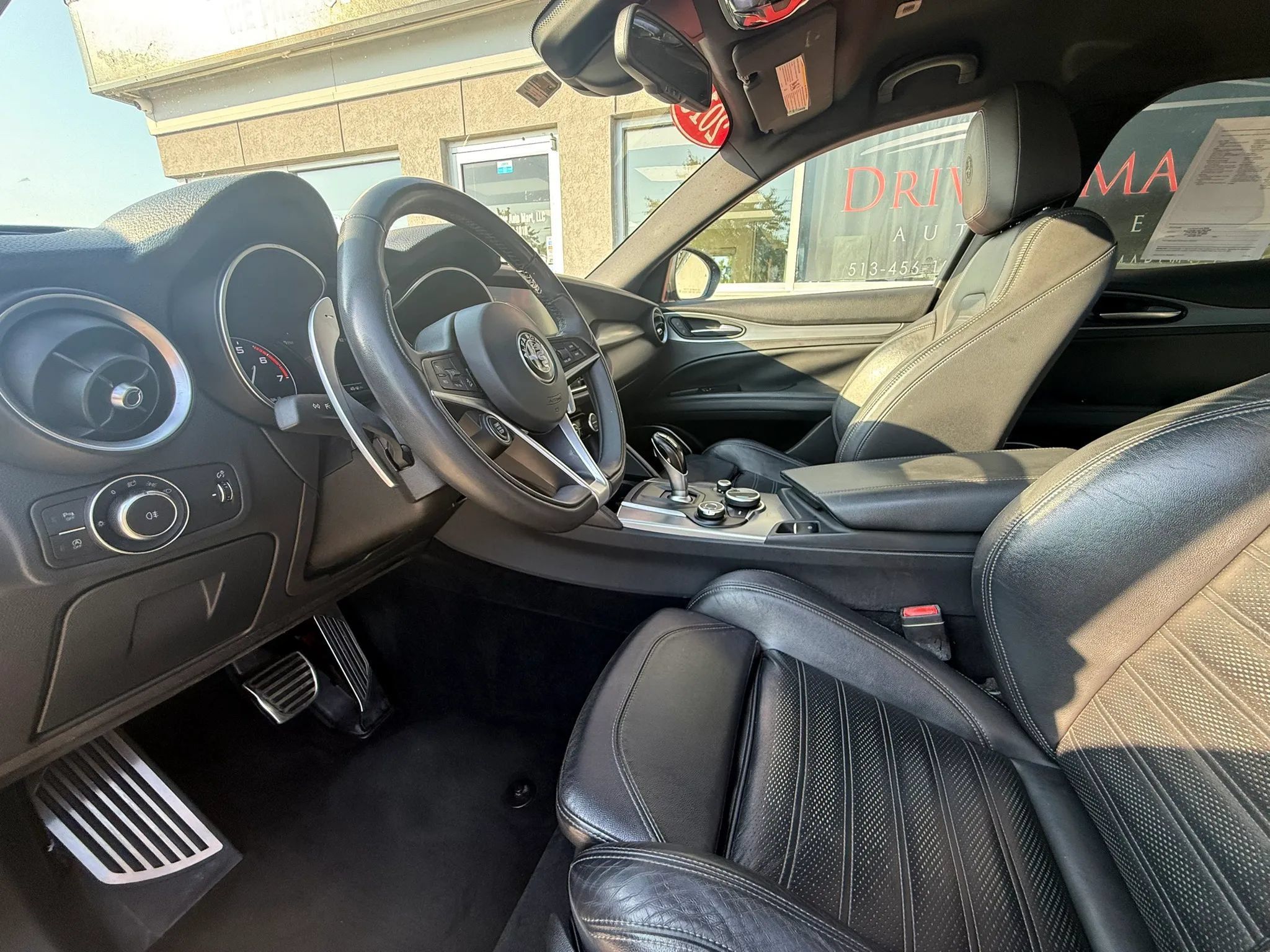 Used 2018 Alfa Romeo Stelvio Ti Sport AWD/4WD image 8