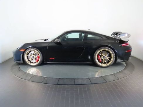 Certified 2026 Porsche 911 GT3 RWD image 2
