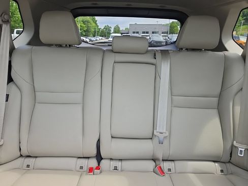 Used 2023 Nissan Rogue SL AWD/4WD image 23
