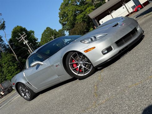 Used 2009 Chevrolet Corvette Z06 RWD image 22