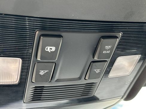 Used 2025 Volkswagen Jetta Sport FWD image 47