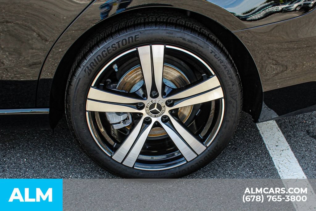 Used 2025 Mercedes-Benz C 300 Sedan image 14